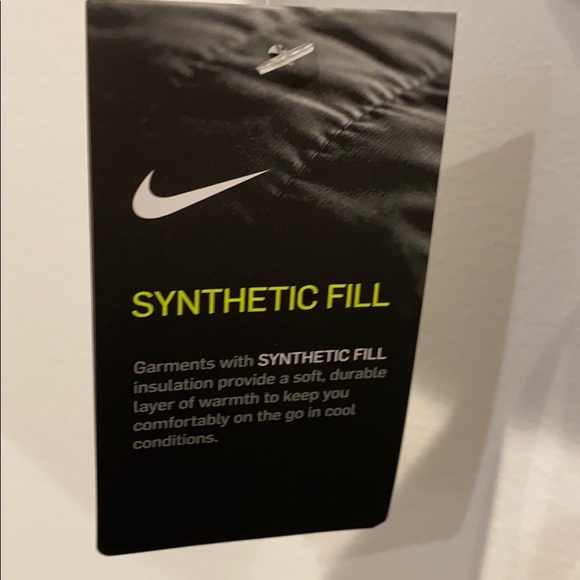 NEW Nike Youth Synthetic Fill Jacket - Picture 3 of 9
